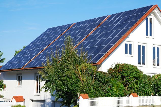 installation panneaux photovoltaiques entrelacs
