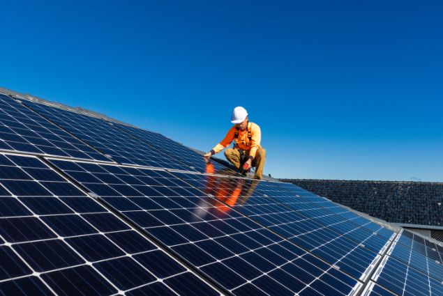 pose panneaux solaires entrelacs